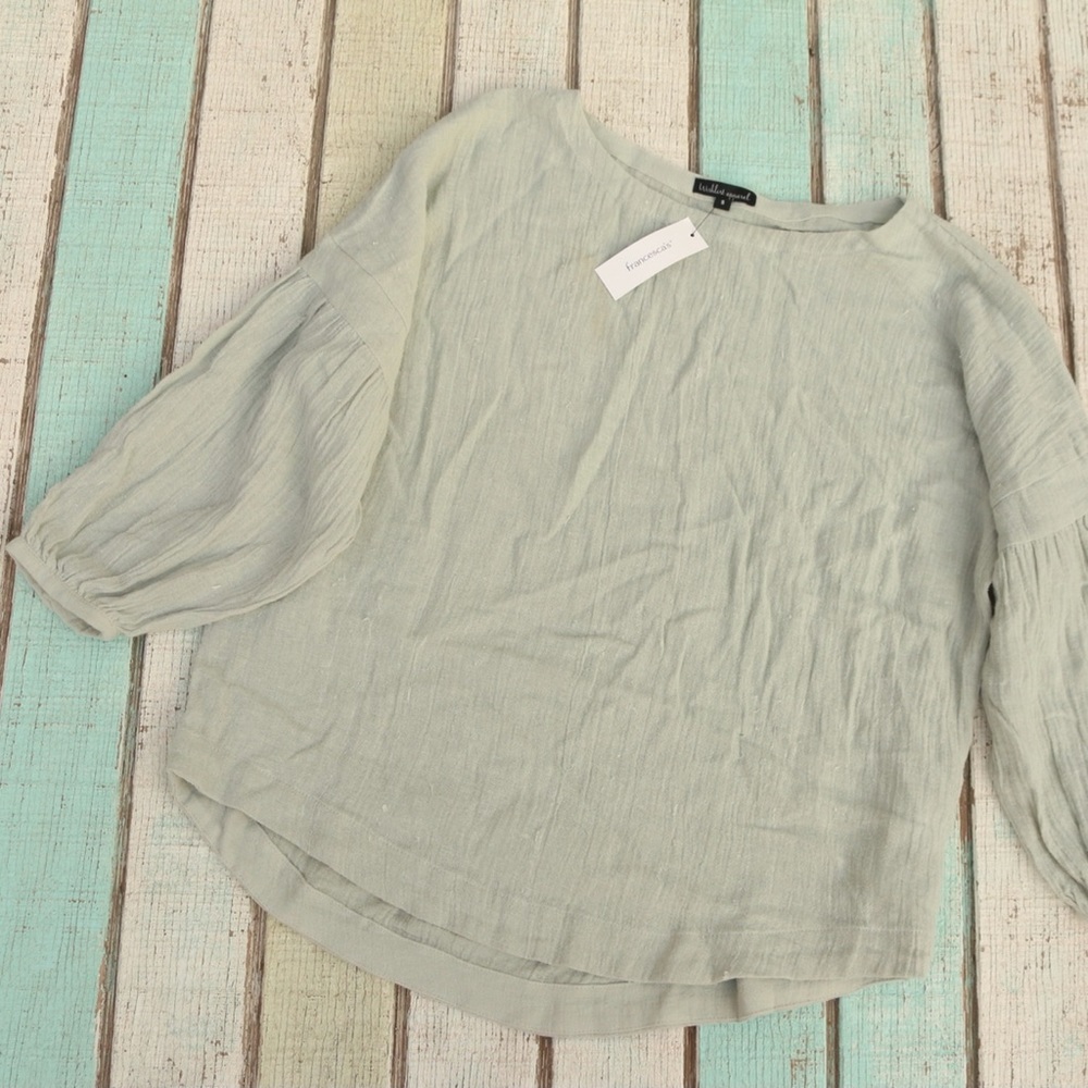 Francesca’s Sage Green Oversized Gauze Top 🕷